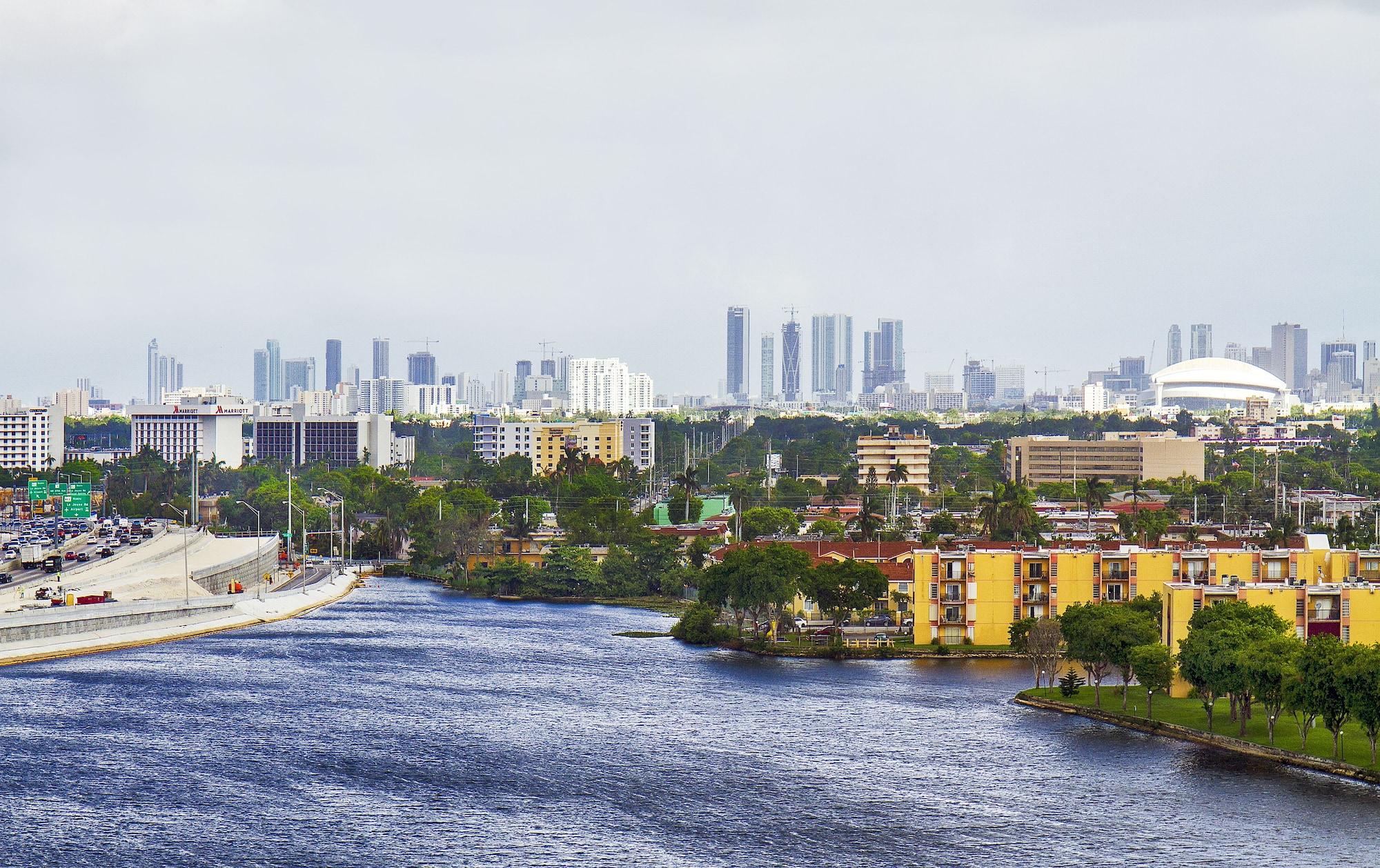 Hilton Miami Airport Blue Lagoon Miami Springs Εξωτερικό φωτογραφία