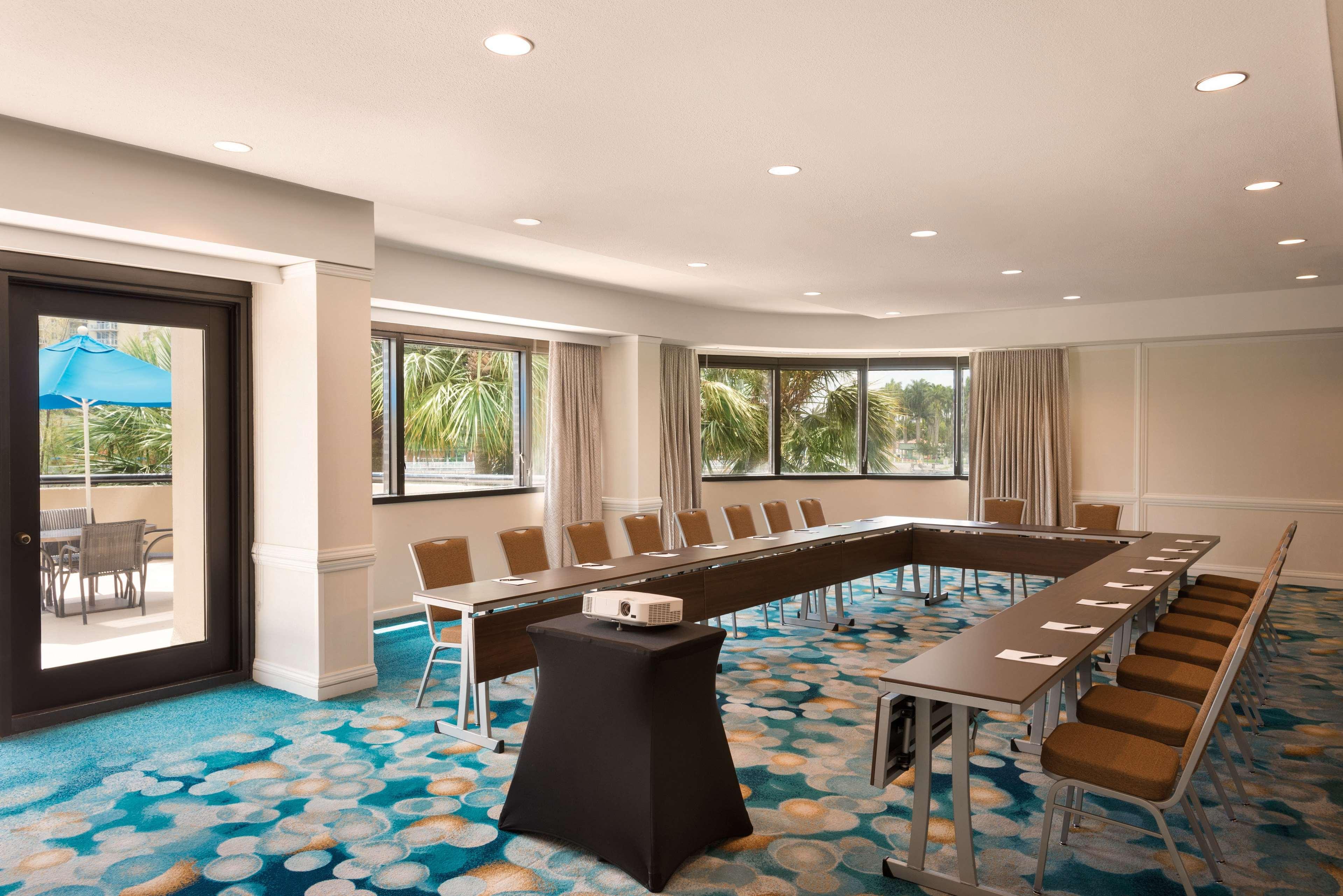 Hilton Miami Airport Blue Lagoon Miami Springs Εξωτερικό φωτογραφία