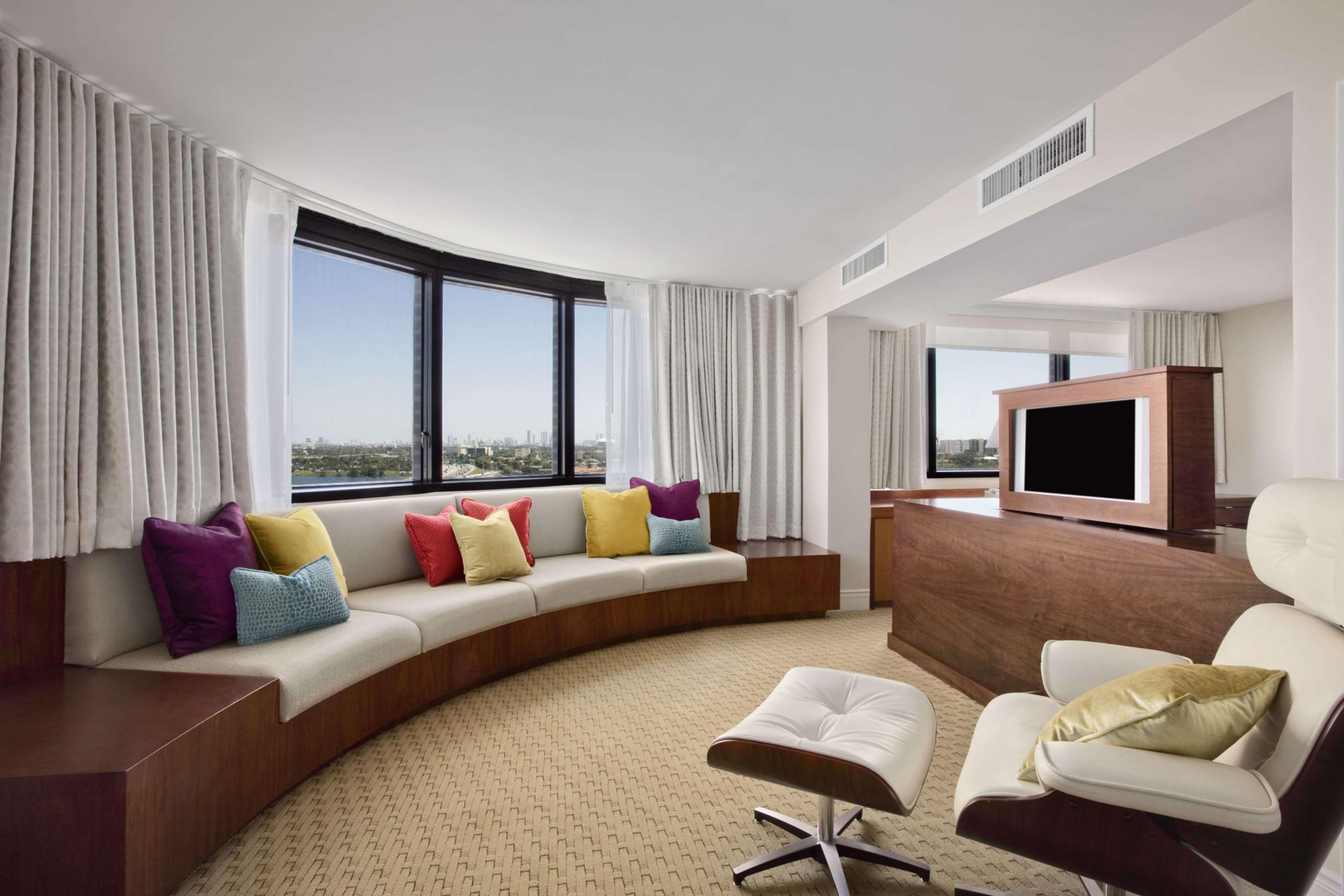 Hilton Miami Airport Blue Lagoon Miami Springs Εξωτερικό φωτογραφία