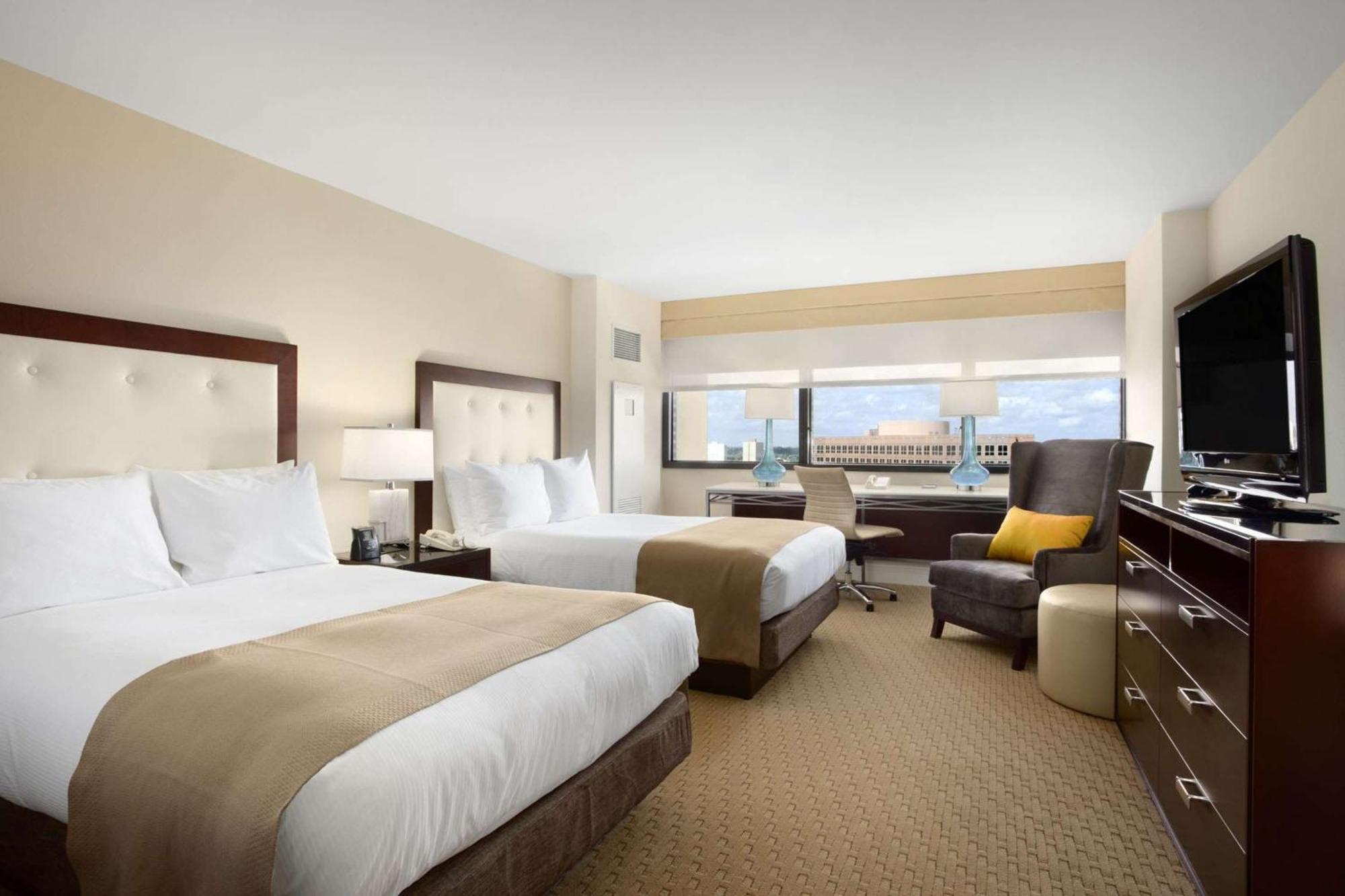 Hilton Miami Airport Blue Lagoon Miami Springs Εξωτερικό φωτογραφία